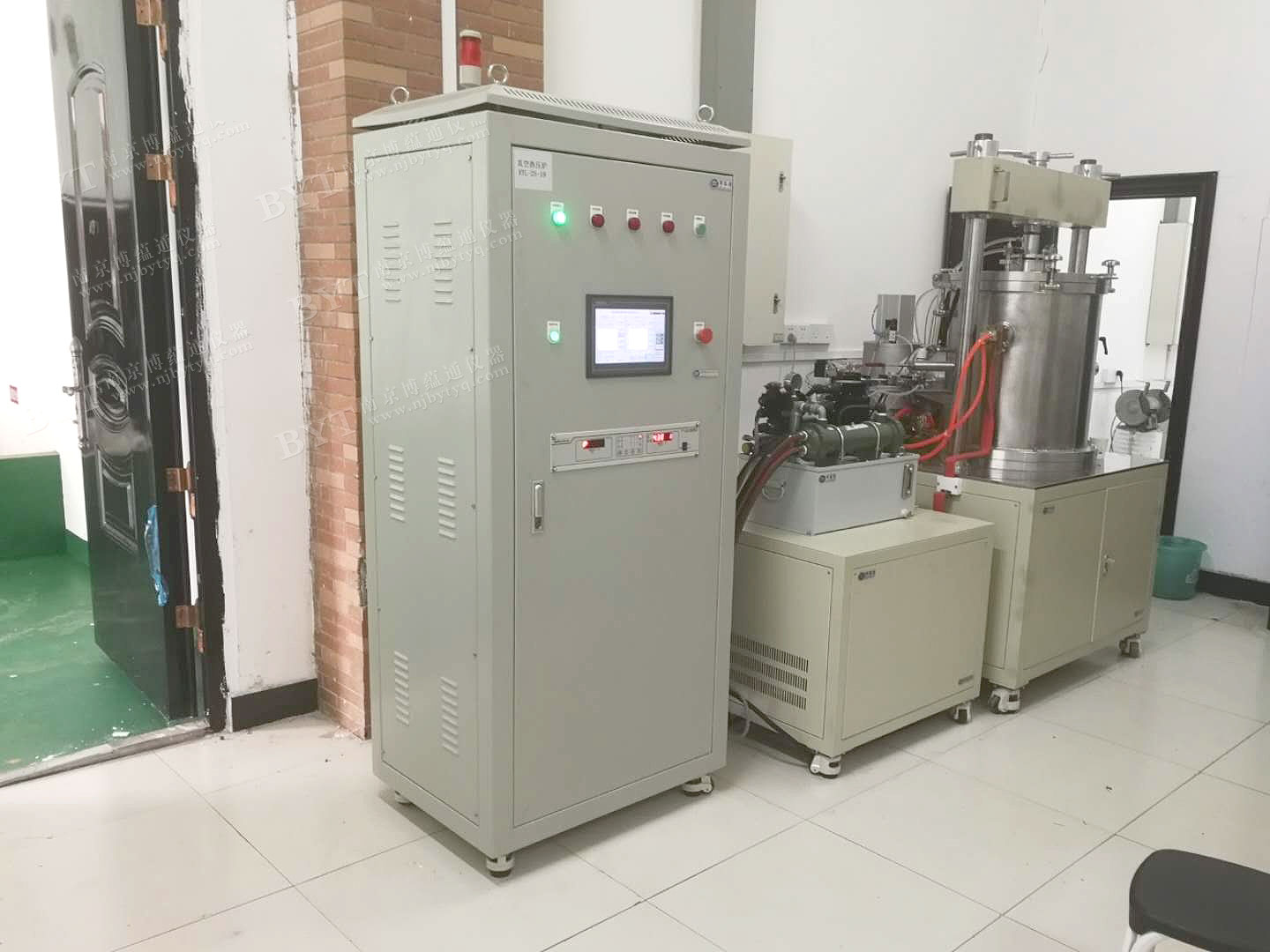 2200 C Hot Press Furnace project photo