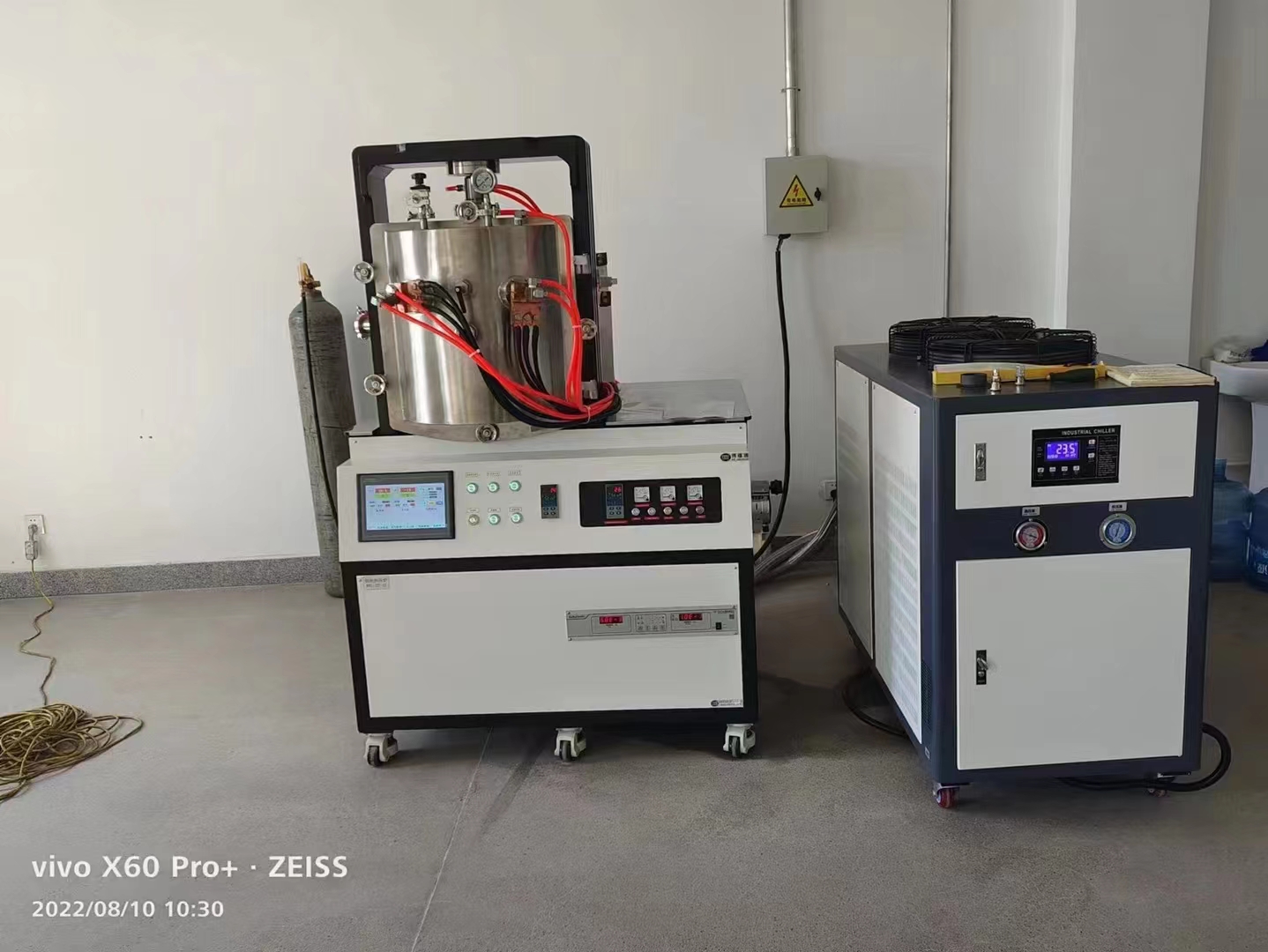 Molybdenum Strip Hot Press Furnace project photo