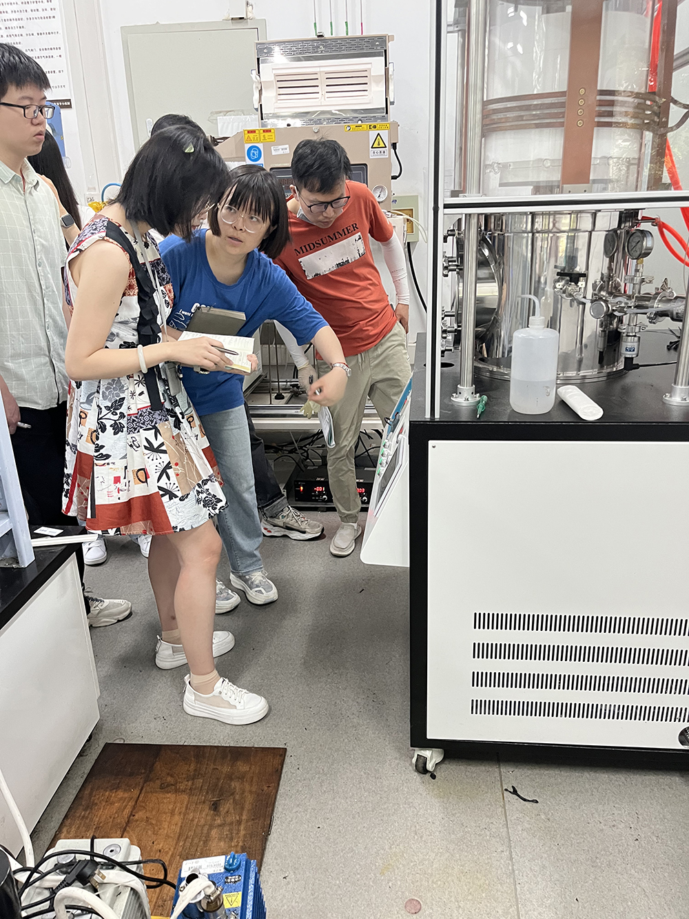 8-Inch Graphene Wafer Growth System project photo