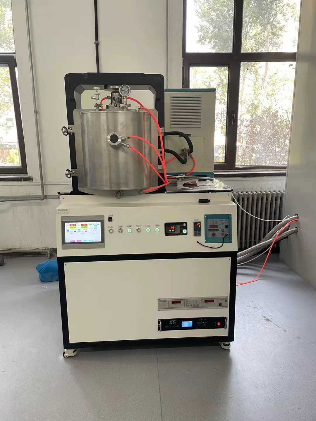 10 Vacuum Induction Hot Press Furnace project photo