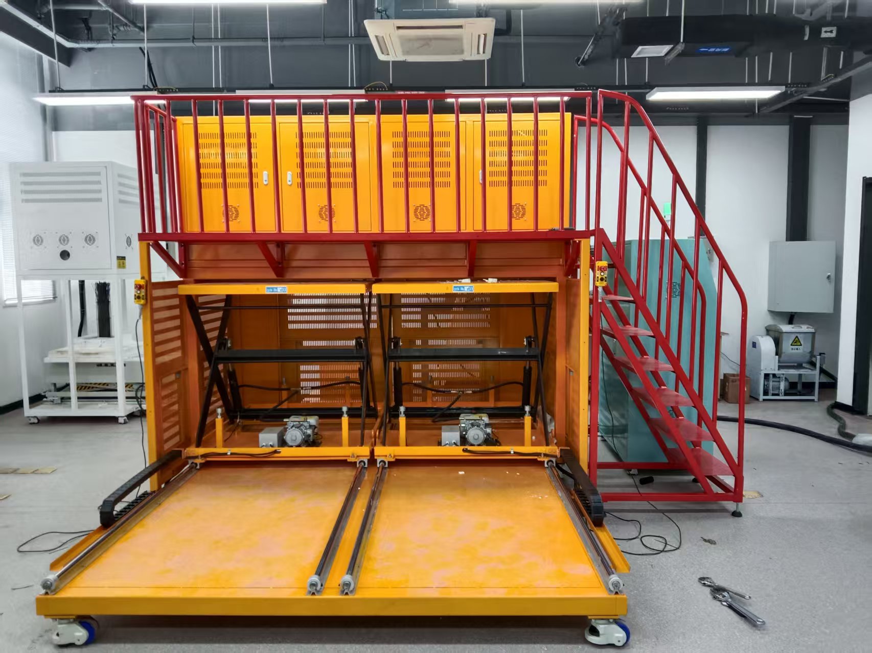 Four-Zone Lifting Furnace project photo